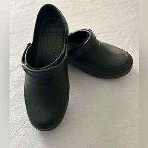 CROCS Mercy Work Black Comfort Slip On
Kitchen Nurse Medical Clogs Women’s Sz 9